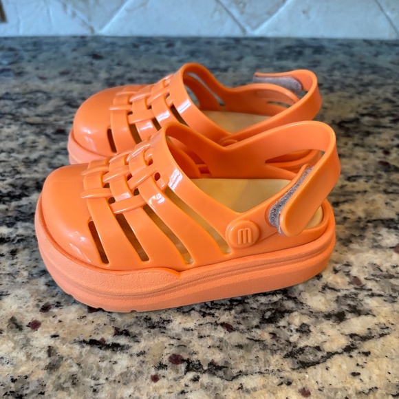 Mini Melissa Sandals 6 - Picture 1 of 3